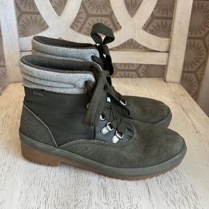 Green Keds Boots Size 7.5
